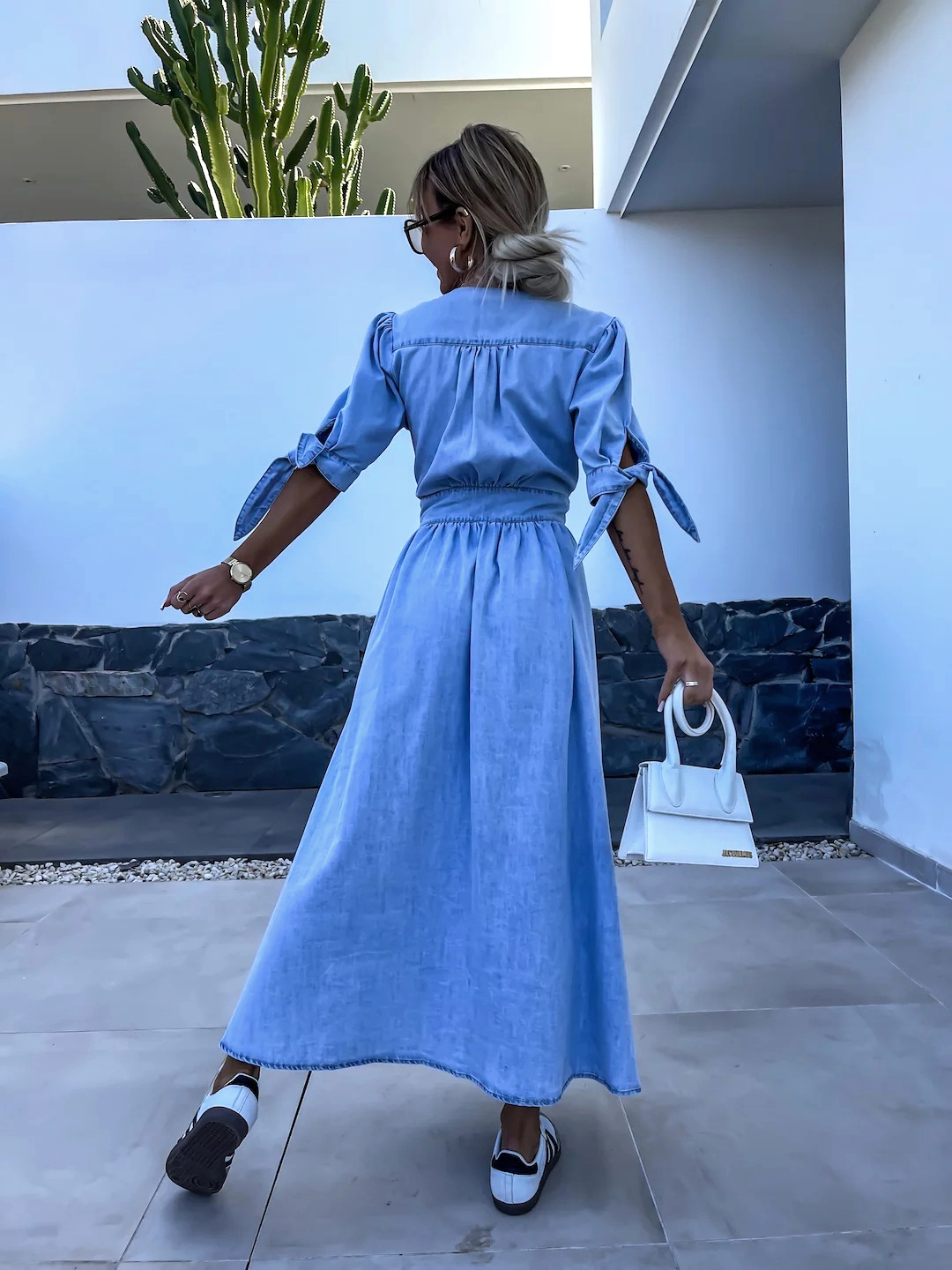 EP | Longue robe en chambray avec fente sur le devant