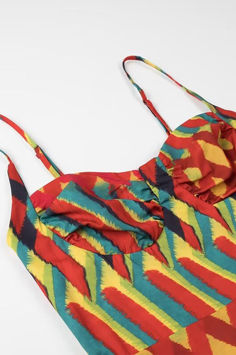 EP | Elégantes robes sling avec contraste de patchwork rayé et décolleté en V