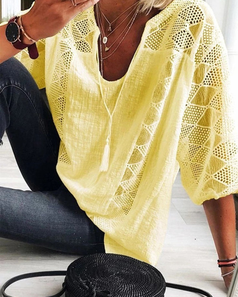 EP | Top stylé avec décolleté en U et dentelle
