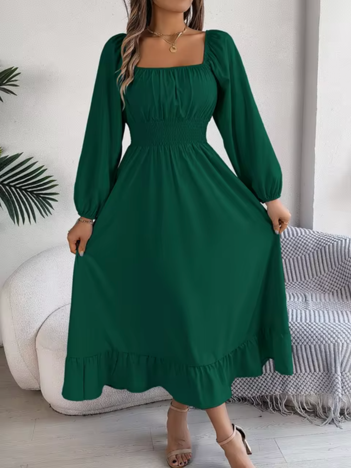 EP | Robe à taille haute et manches bouffantes