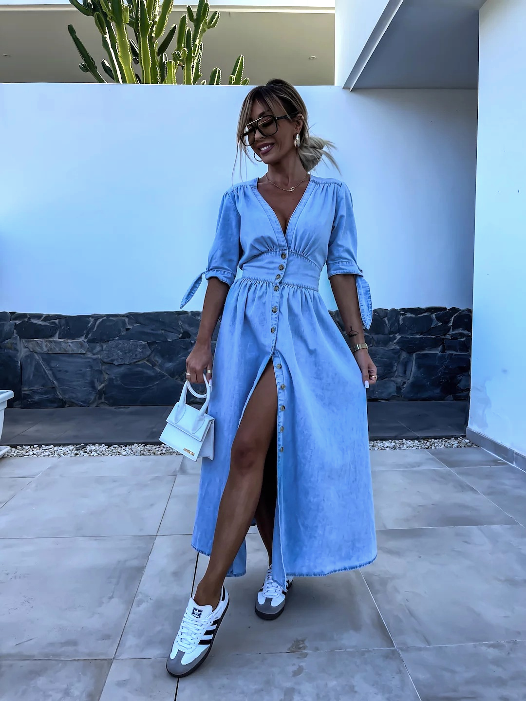 EP | Longue robe en chambray avec fente sur le devant