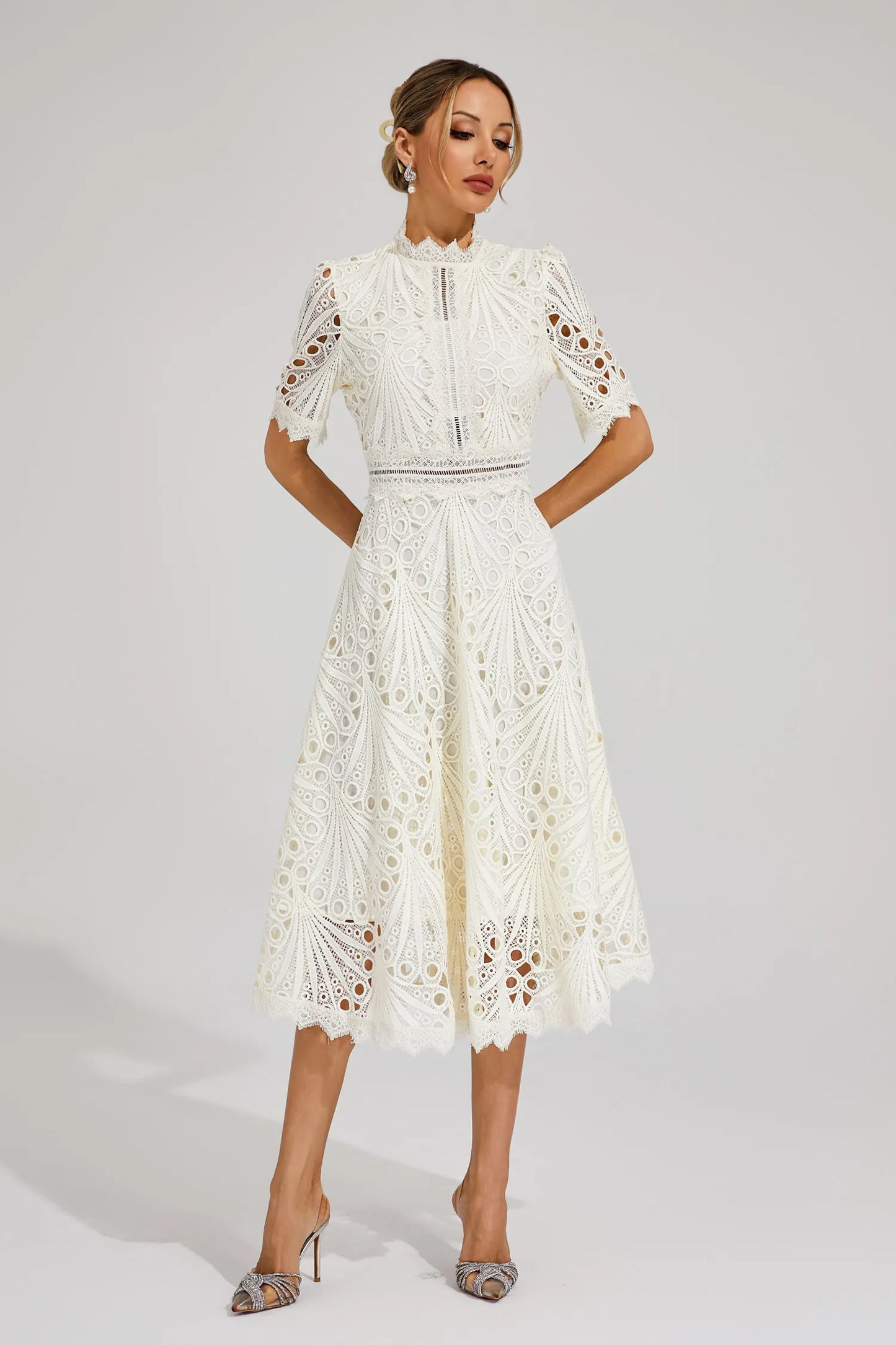 EP | Robe midi élégante en dentelle pour femme