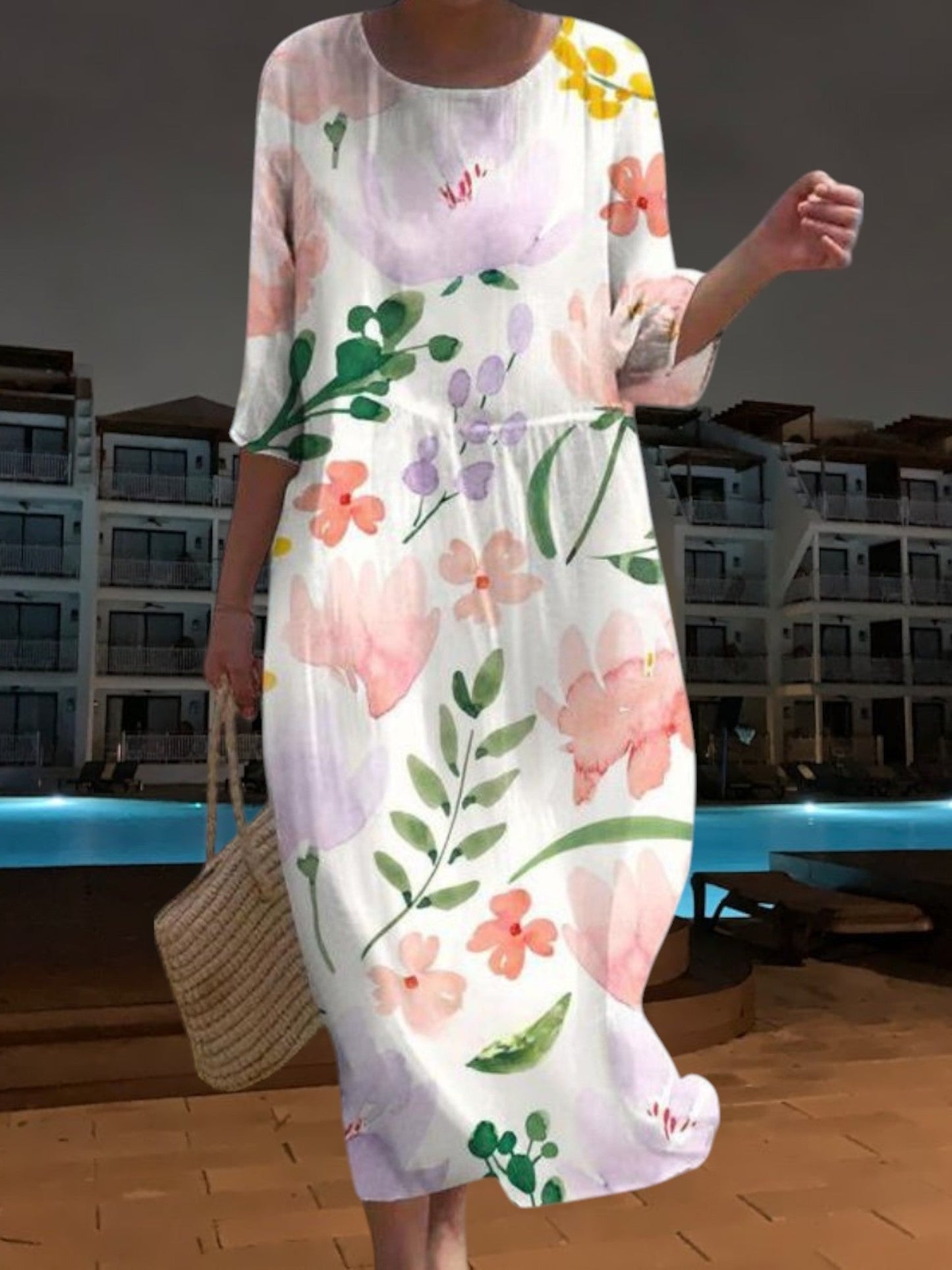 EP | Robe midi élégante en matière légère et fluide, manches 3/4 avec imprimé floral