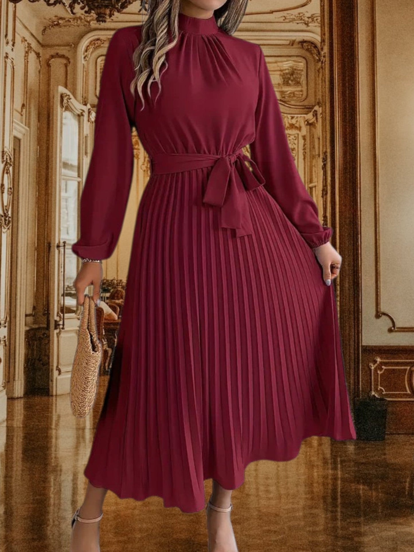 EP | Robe midi plissée avec ceinture à la taille et manches longues