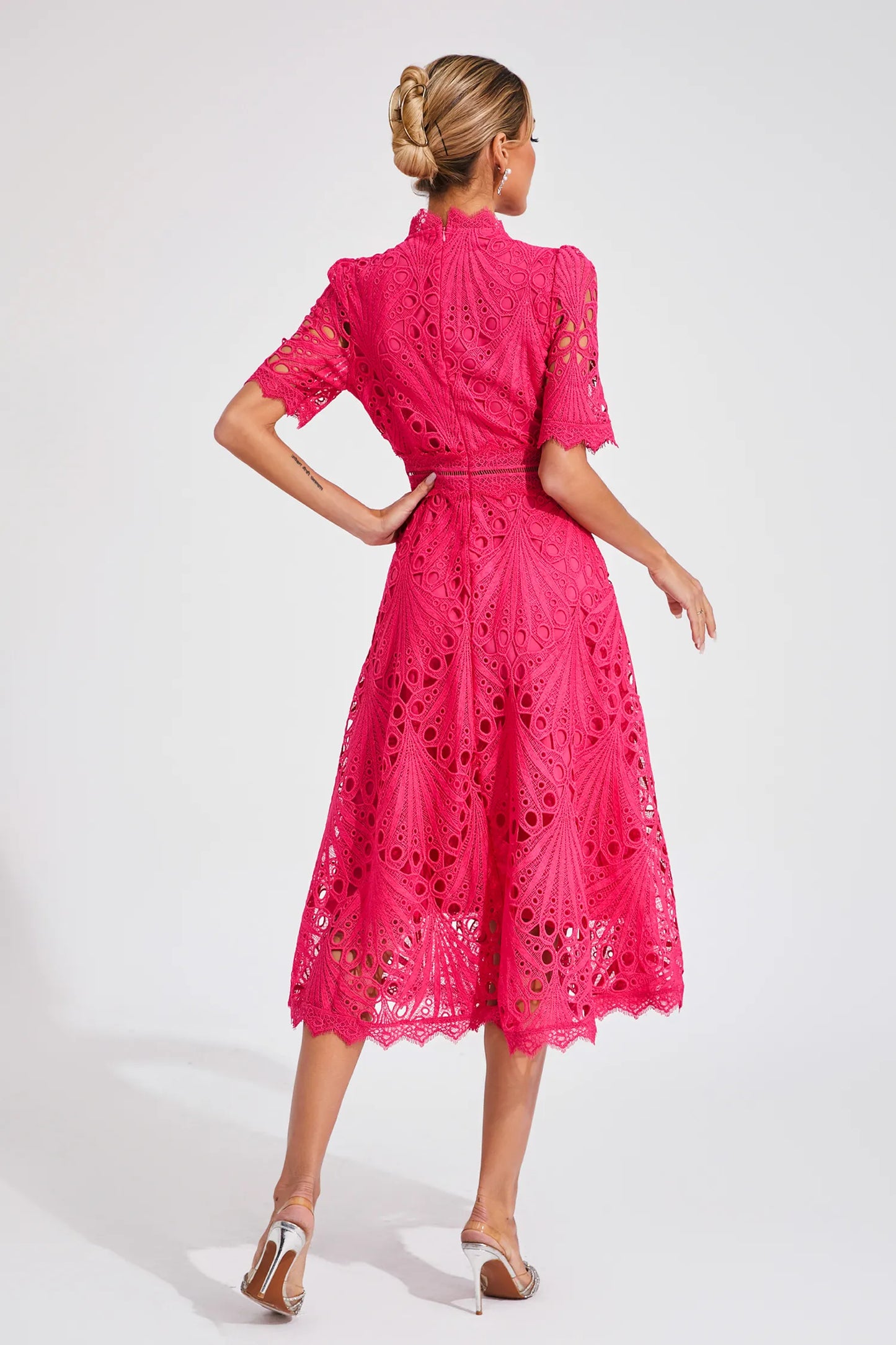 EP | Robe midi élégante en dentelle pour femme