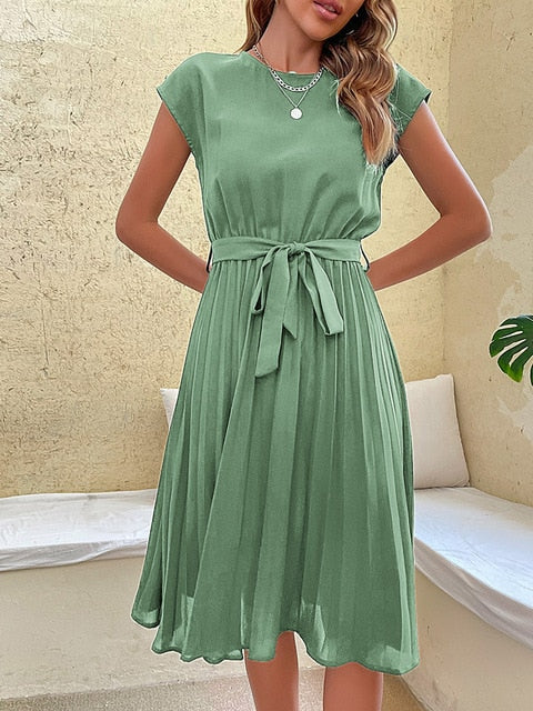 EP | Robe d'été à manches courtes et à plis