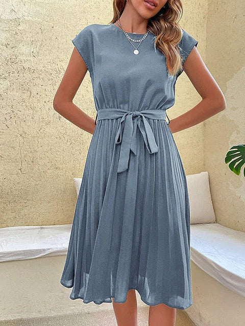 EP | Robe d'été à manches courtes et à plis