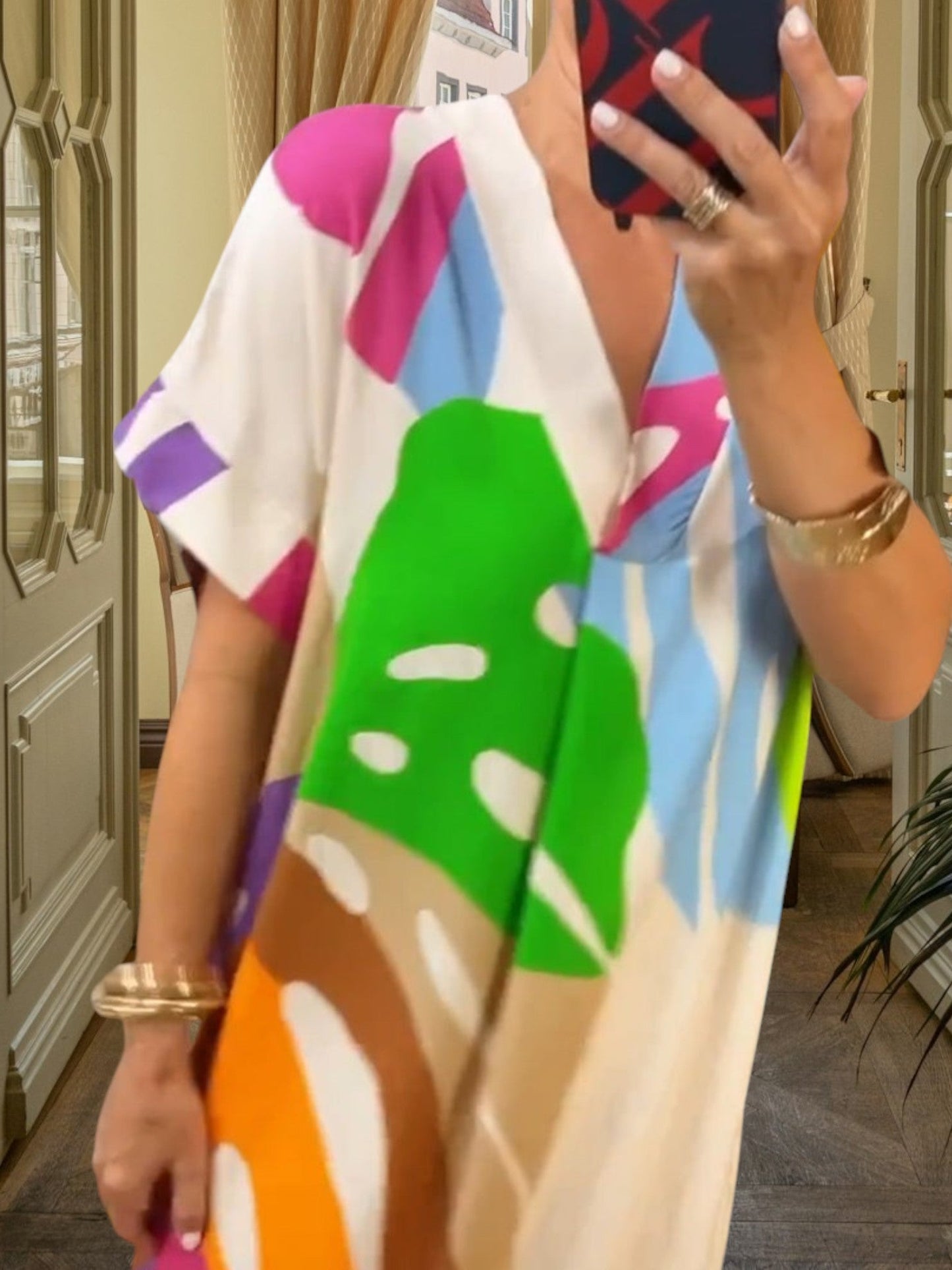 EP | Robe midi vive en coton mélangé avec col en V et manches courtes, idéale pour le printemps et l'été