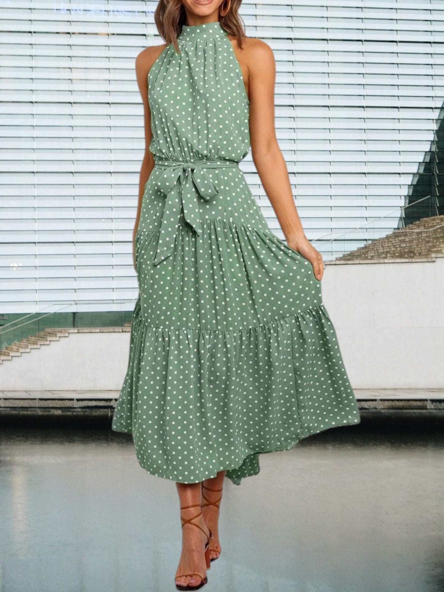 EP | Robe midi ludique à pois polka et ceinture à la taille