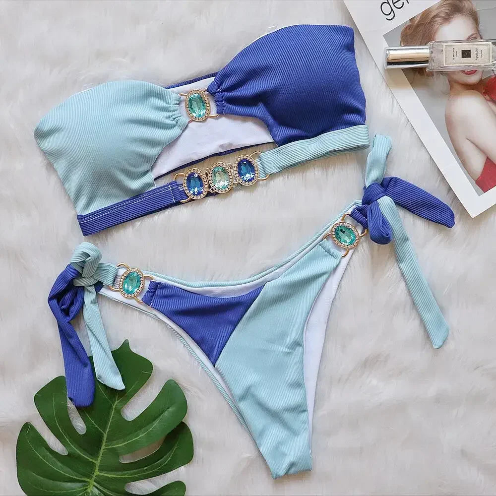 EP | Bikini léger et tendance
