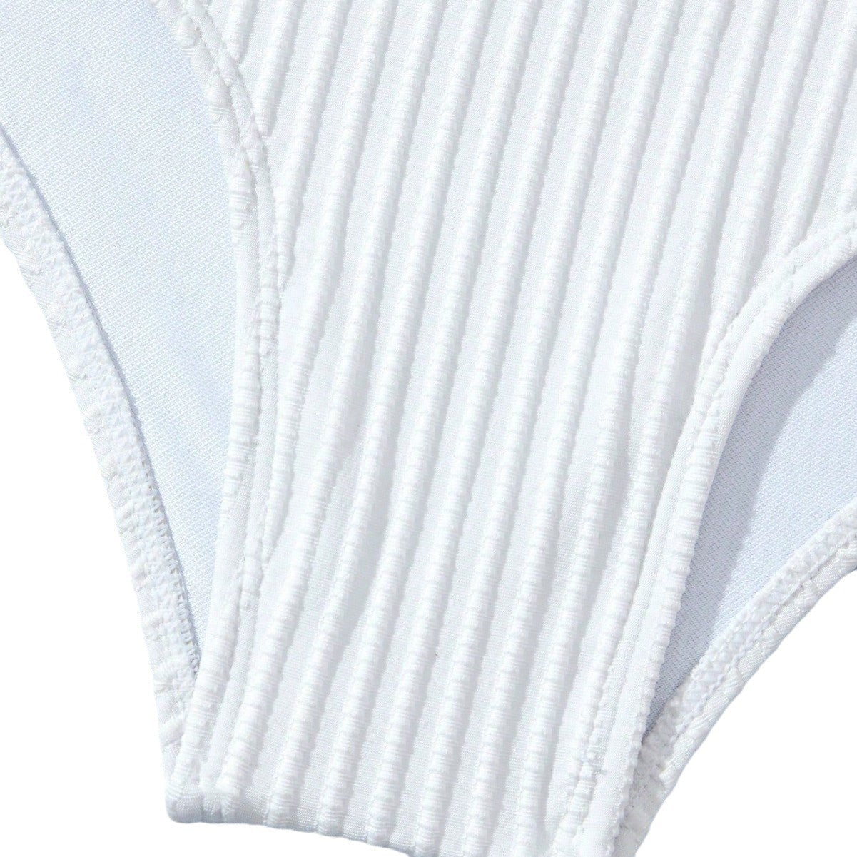 Fluide et fabuleux Bikini