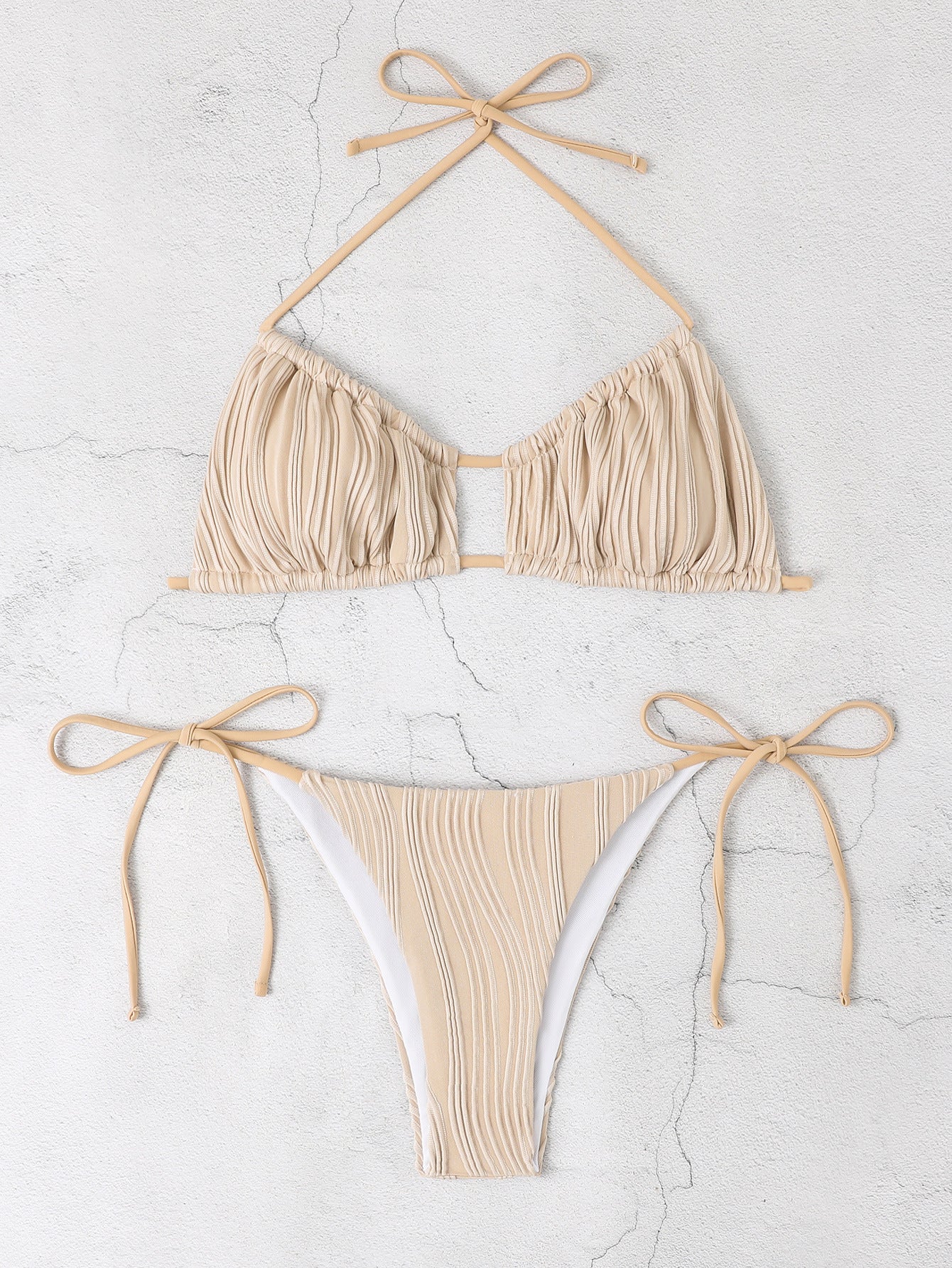 Moderne et minimaliste Bikini