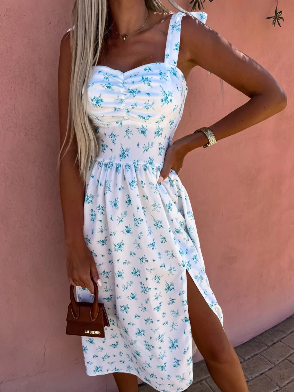 Élégant et contemporain Robe