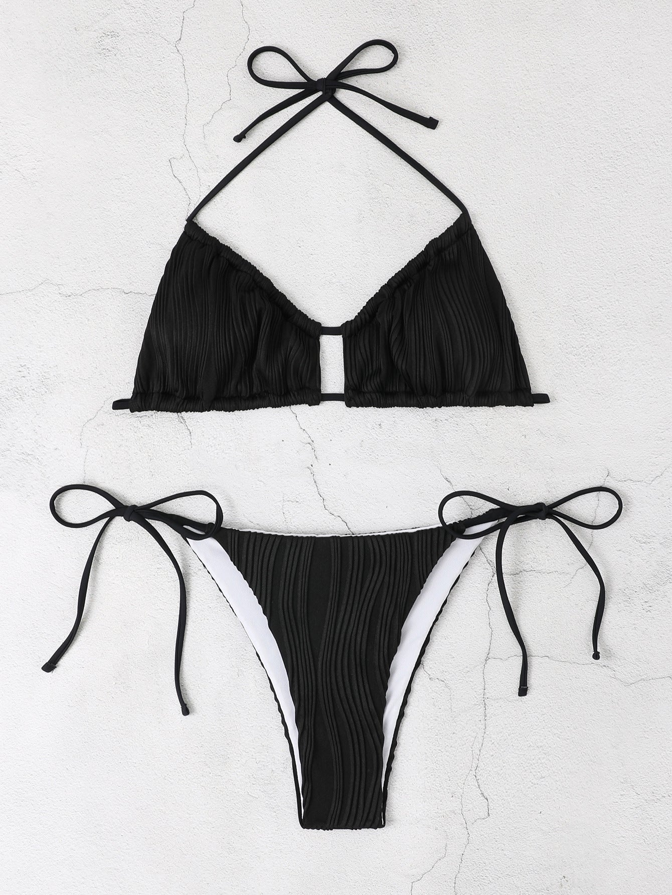 Moderne et minimaliste Bikini
