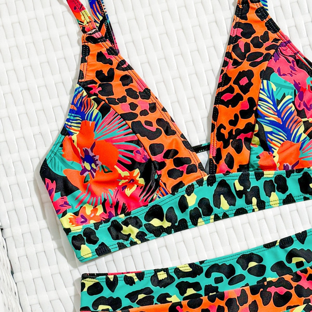 Tendance et intemporel Bikini
