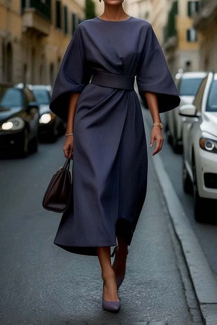 EP | Robe mi-longue chic avec ceinture