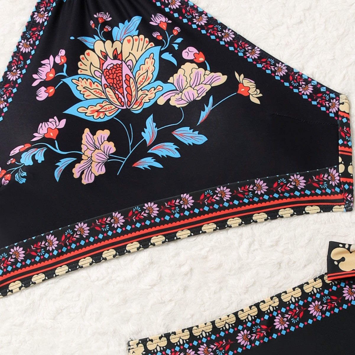 Léger et charmant Maillot de bain