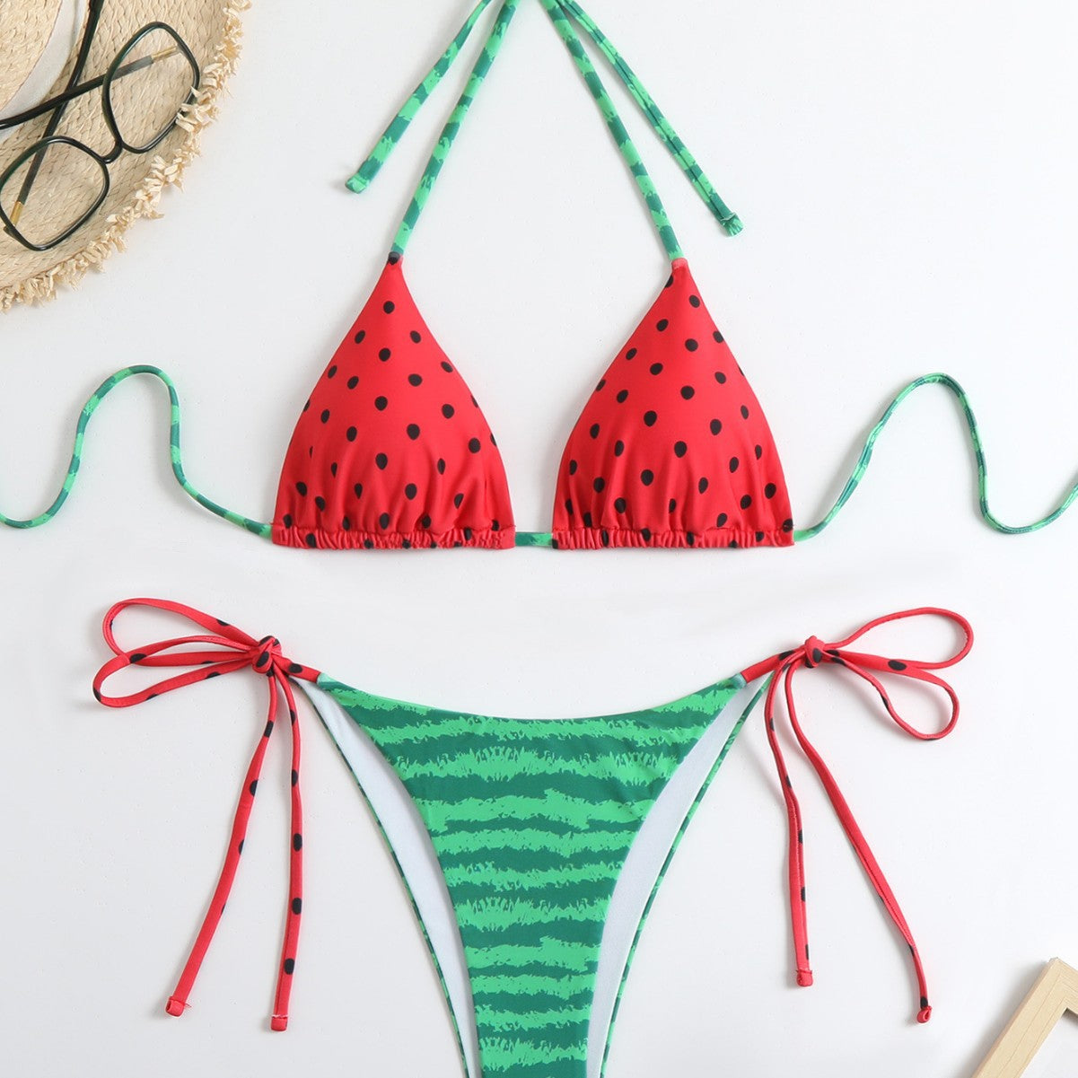 Moderne et minimaliste Bikini