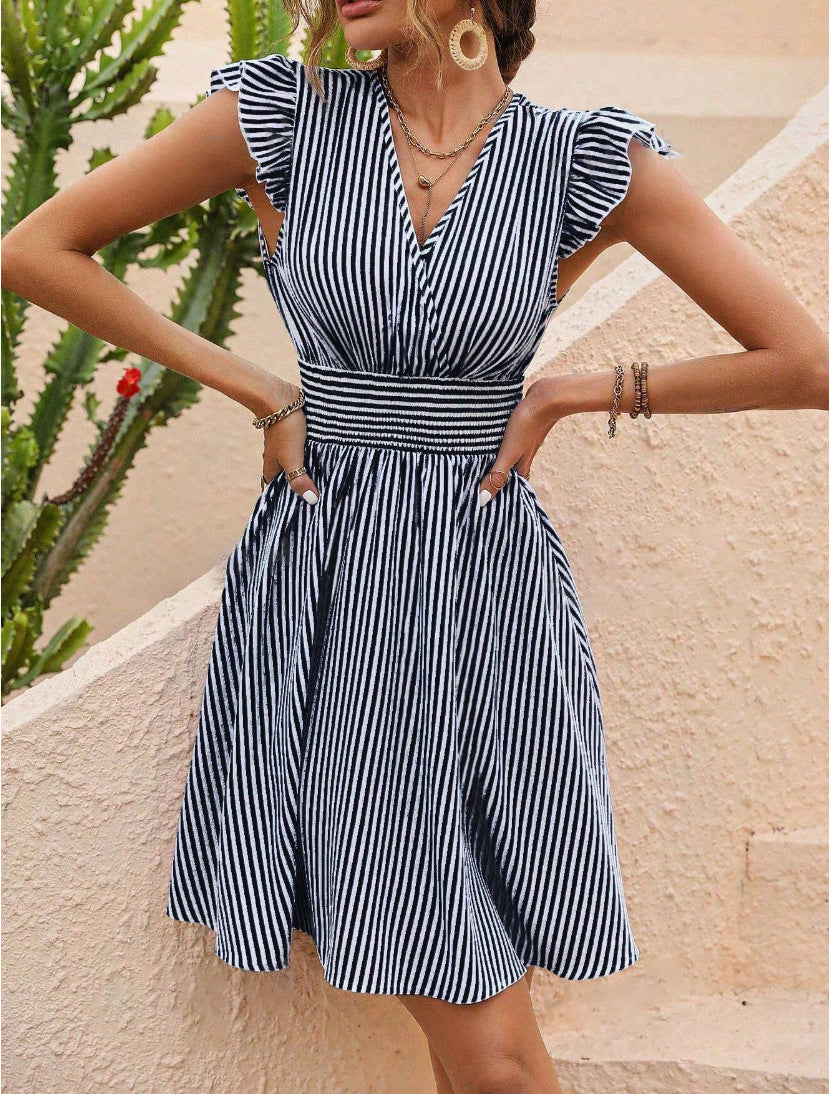 EP | rehaussez votre style estival avec la robe midi chic à rayures de MADISON