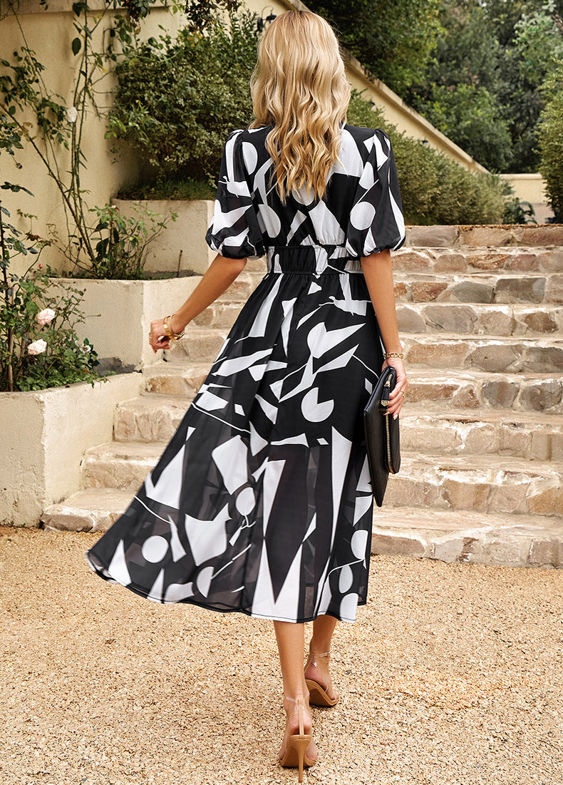 EP | Robe midi flatteuse avec motif floral