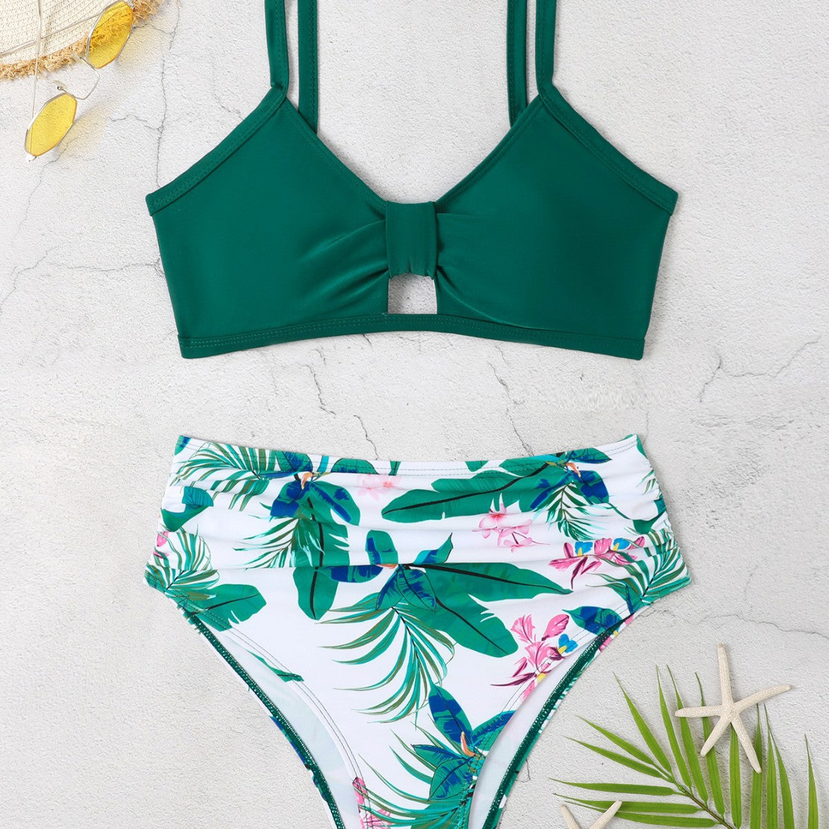 Frais et féminin Bikini