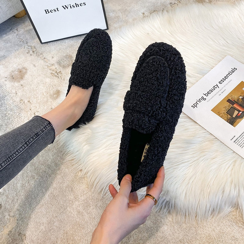 EP Chaussures de pantoufles en peluche