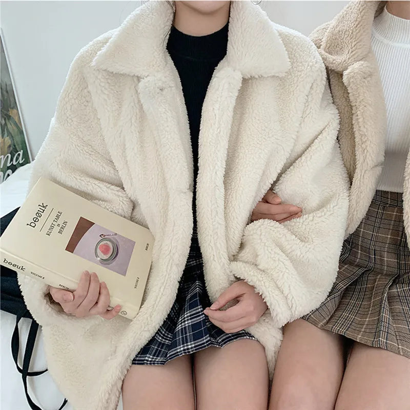 EP | Manteau à la mode et minimaliste