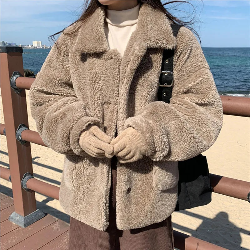 EP | Manteau à la mode et minimaliste