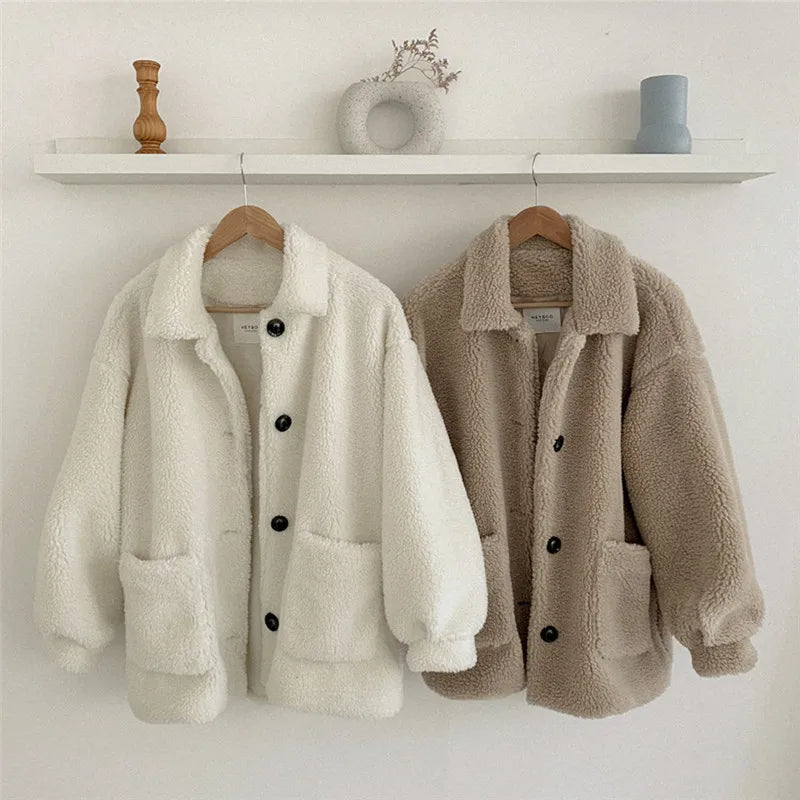 EP | Manteau à la mode et minimaliste