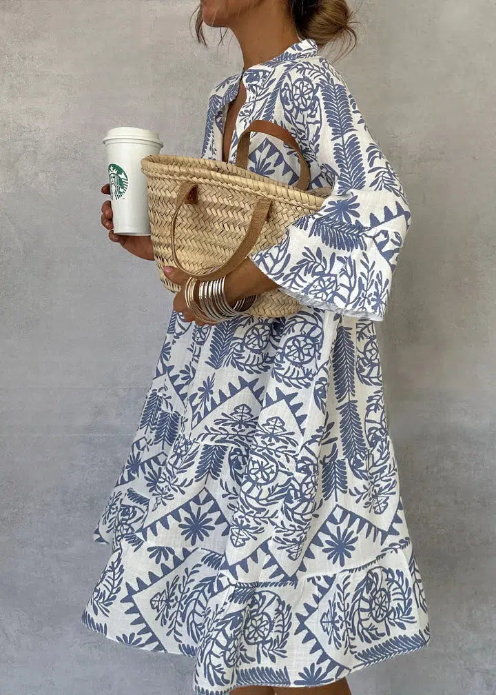 EP | Mini-robe bleue avec décolleté en V et manches 3/4