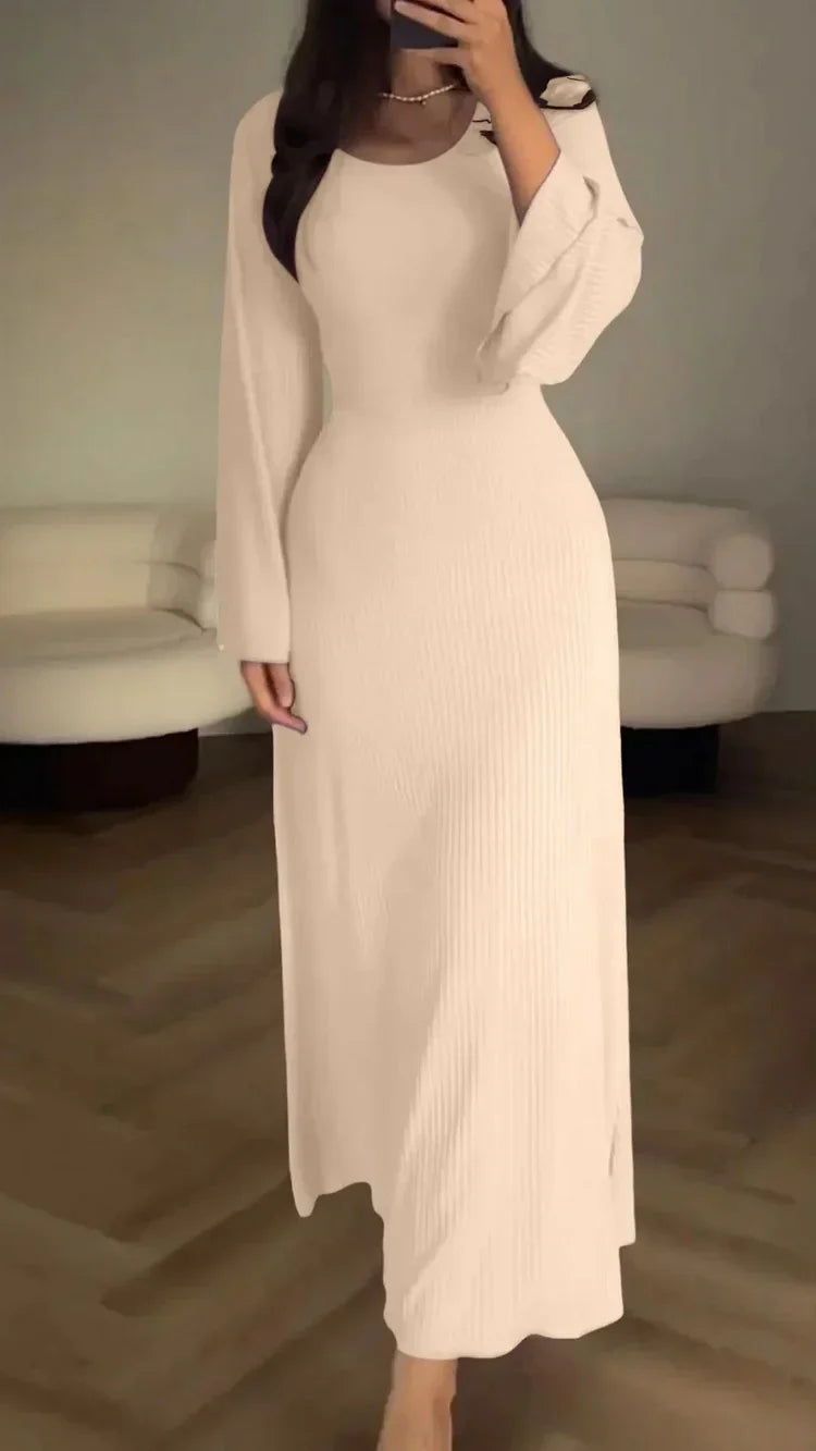 EP | Robe tricotée élégante avec lien à la taille
