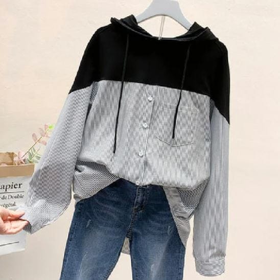 EP | T-shirt à capuche avec coutures rayées et cordon de serrage