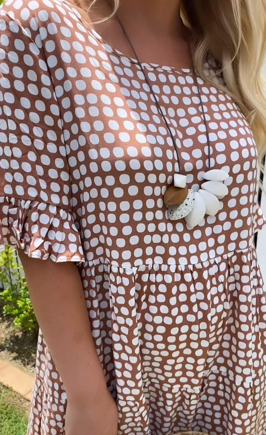 EP | Robe midi à manches courtes