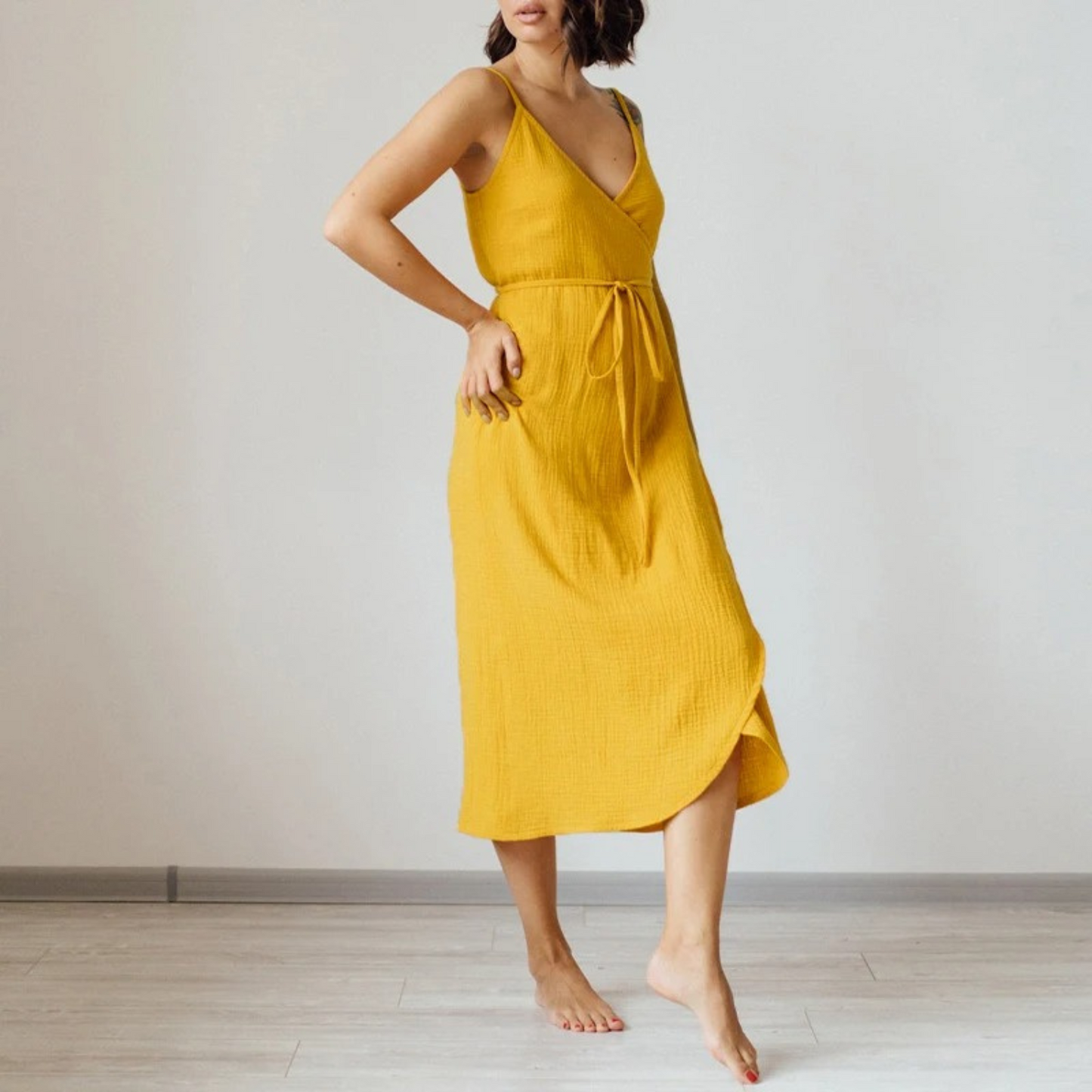 EP | Robe d'été élégante en lin