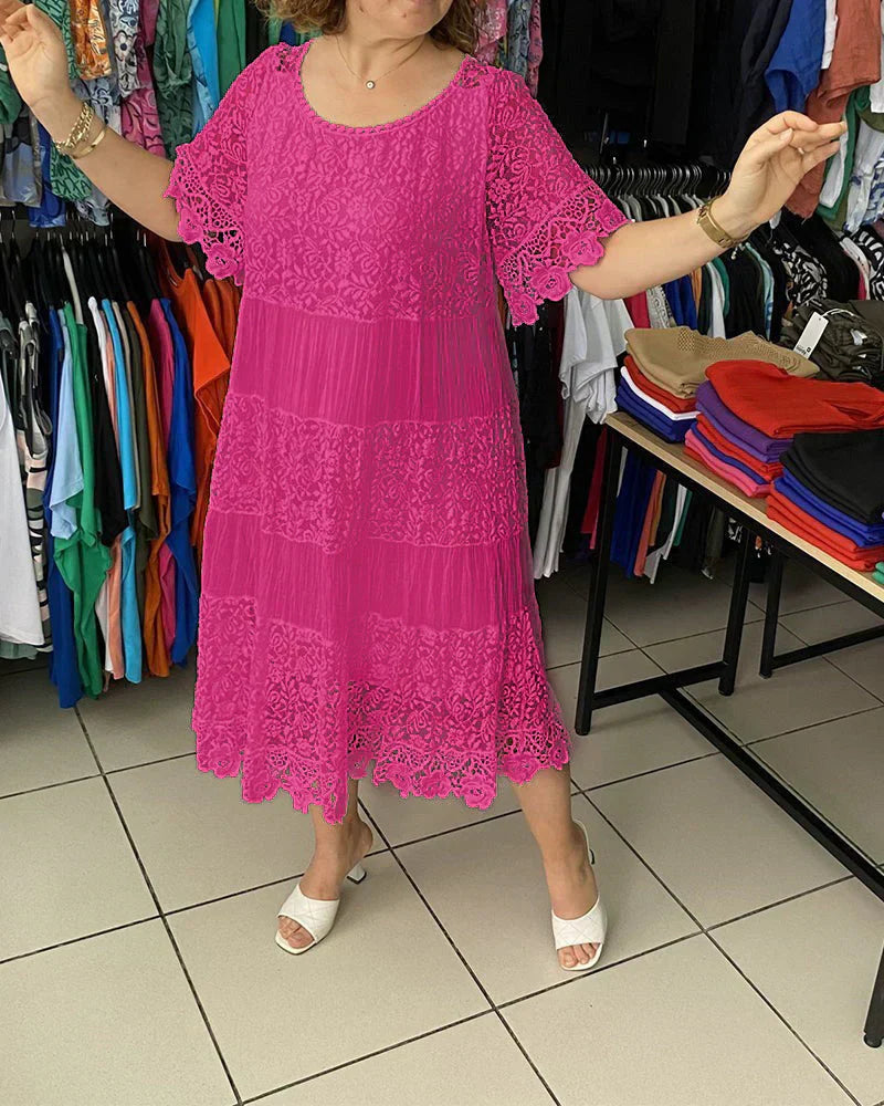 EP | Robe midi intemporelle en dentelle