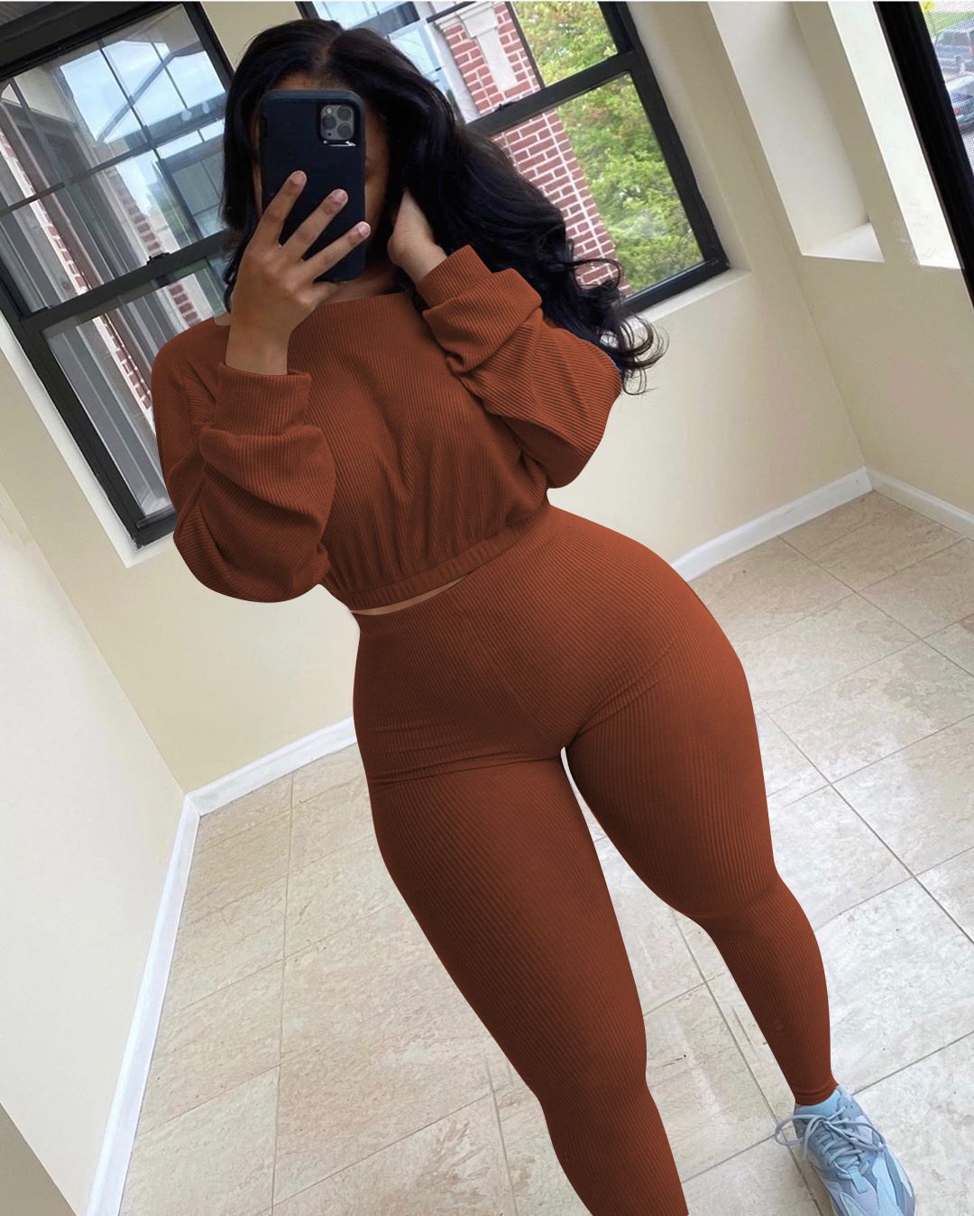 Audacieux et beau Costume