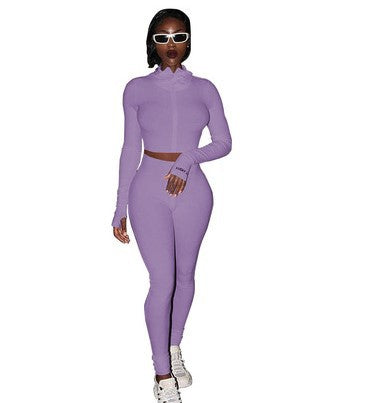 Discret et élégant Costume