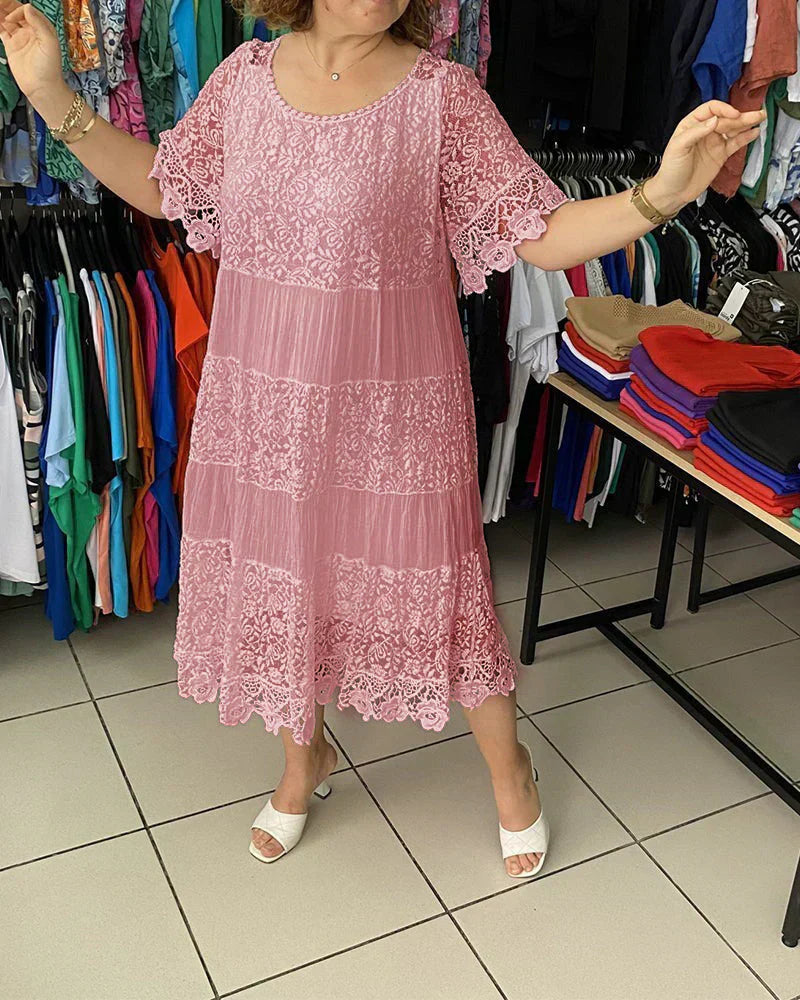 EP | Robe midi intemporelle en dentelle