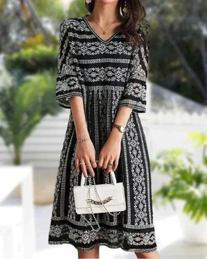 ND | Robe midi imprimée avec décolleté en V