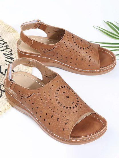 ND | Motif ethnique Poinçonné Creux Velcro Rétro Sandale