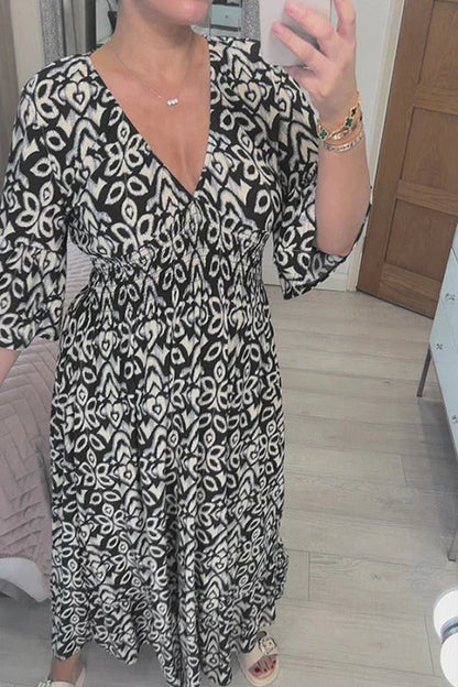 EP | Robe fleurie décontractée avec décolleté en V