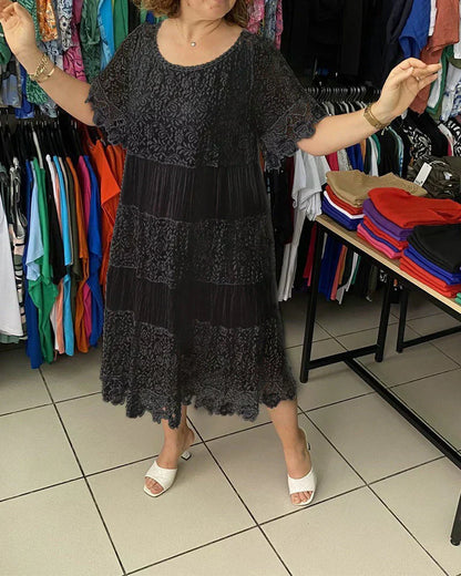EP | Robe midi intemporelle en dentelle