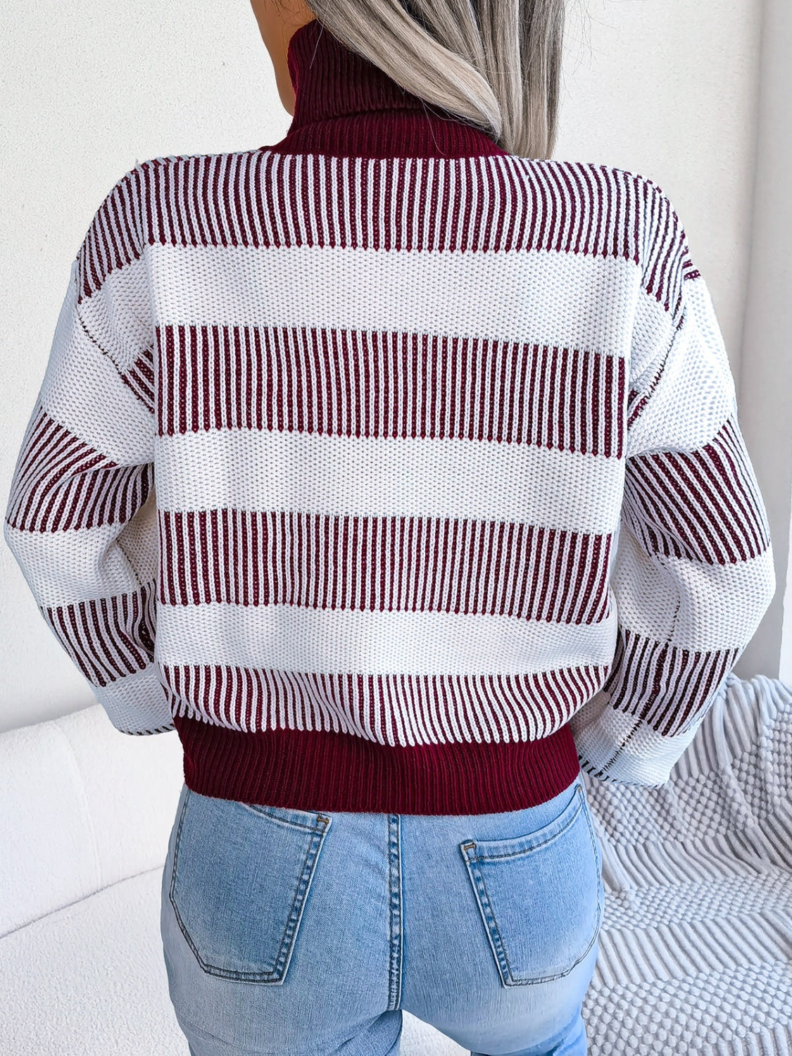 EP | Pull à la mode et minimaliste