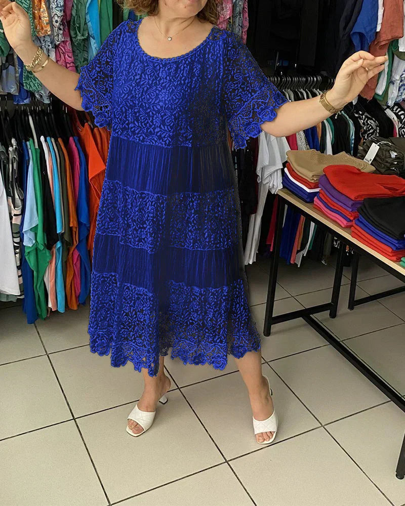 EP | Robe midi intemporelle en dentelle