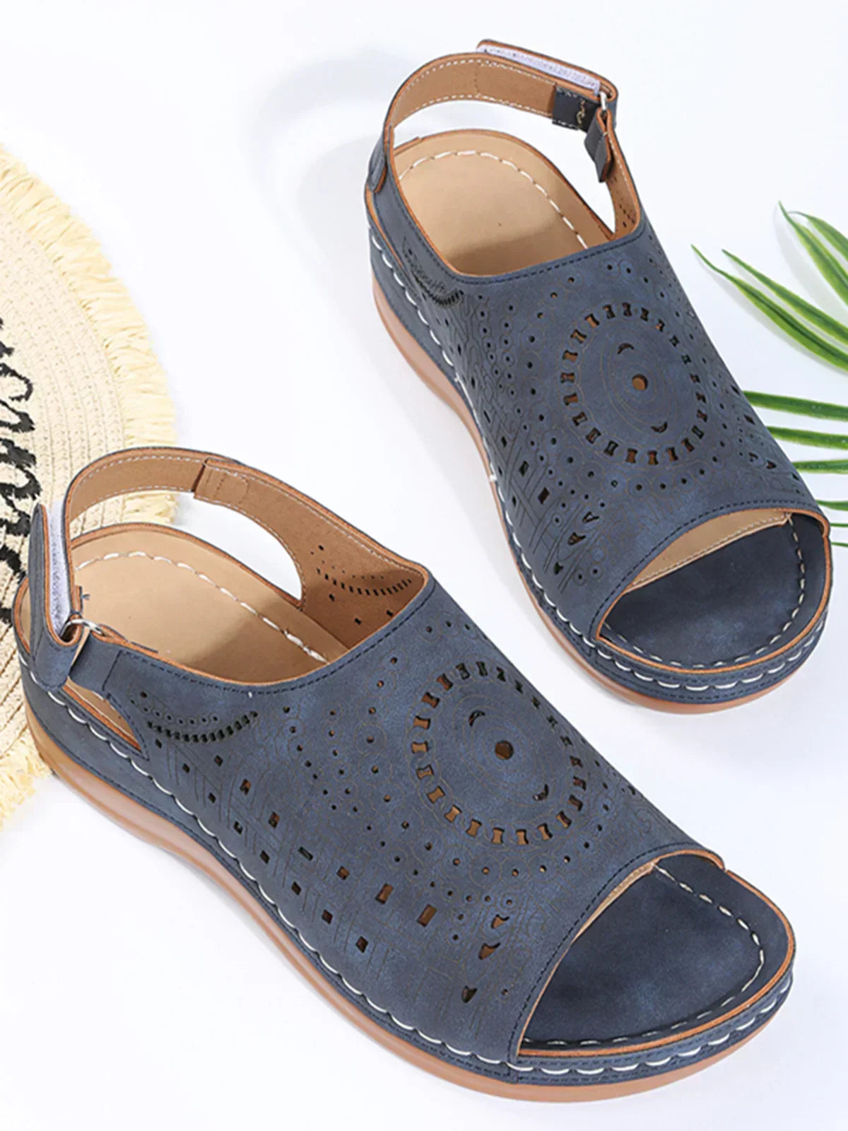 ND | Motif ethnique Poinçonné Creux Velcro Rétro Sandale