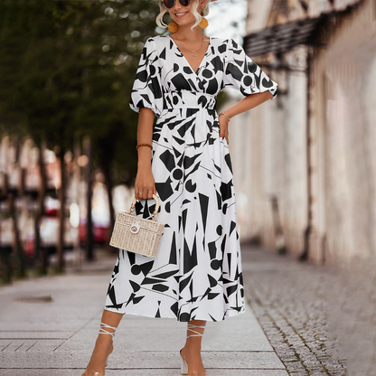 EP | Robe midi décontractée avec décolleté en V