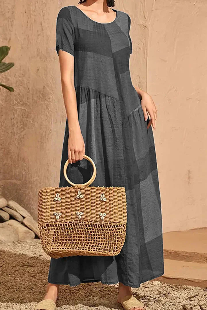 EP | Robe à carreaux et sac vintage