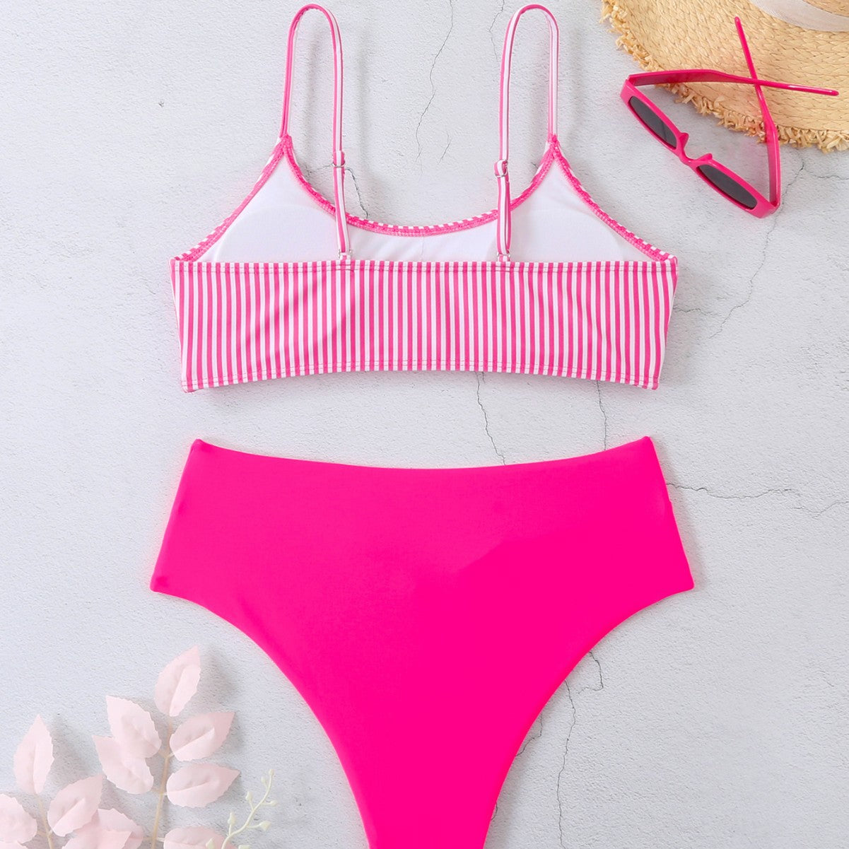 Discret et élégant Bikini