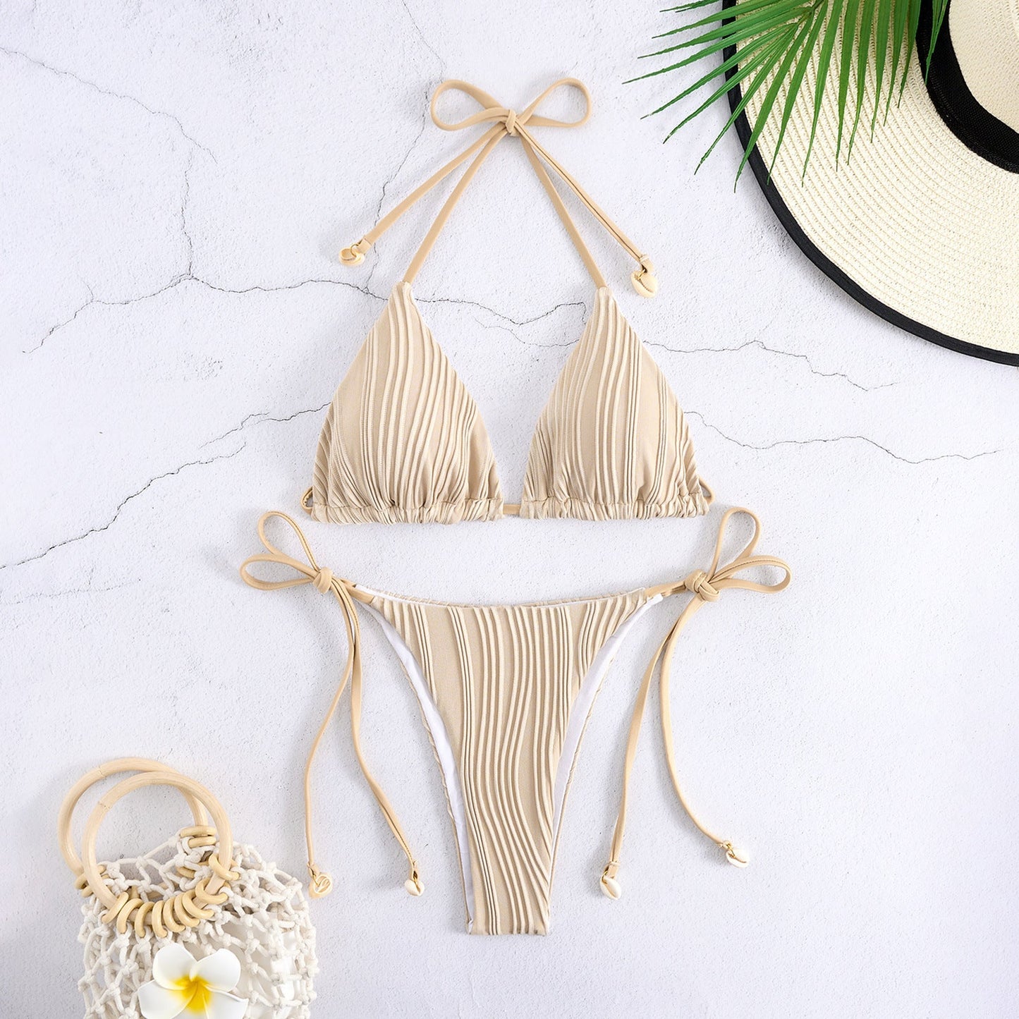 Frais et féminin Bikini