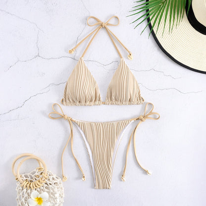Frais et féminin Bikini
